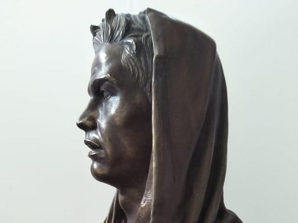 Ssst... Ada Patung Ronaldo Berkerudung di Jakarta Ssst... Ada Patung Ronaldo Berkerudung di Jakarta