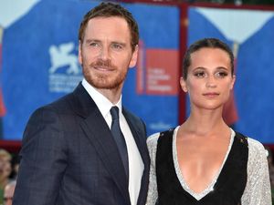 Michael Fassbender dan Alicia Vikander Main Film Garapan Sutradara The Wailing Michael Fassbender dan Alicia Vikander Main Film Garapan Sutradara The Wailing