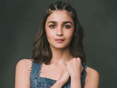 Berita dan Informasi Alia bhatt Terkini dan Terbaru Hari ini - detikcom