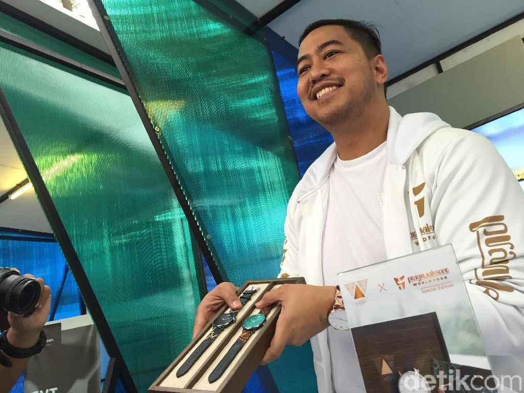 Menurut Pandji, Ini yang Terjadi Kalau Jokowi Datang ke Reuni 212 Menurut Pandji, Ini yang Terjadi Kalau Jokowi Datang ke Reuni 212