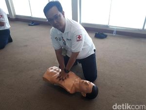 4 Menit Tak Mendapat Pertolongan, Pingsan Mendadak Bisa Fatal! 4 Menit Tak Mendapat Pertolongan, Pingsan Mendadak Bisa Fatal!