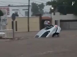 Banjir Bandang Merendam Kota di Meksiko