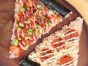 Ini Sushi atau Pizza? Bukan Pizza Italia Tapi Sushi Berbentuk Pizza