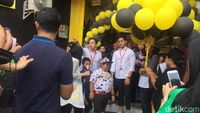 Ada Kaesang dan Fairel di Pembukaan Gerai Sang Pisang di Depok