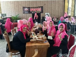 Emak-emak di Banyuwangi Ini Bentuk Partai Dukung Prabowo-Sandi