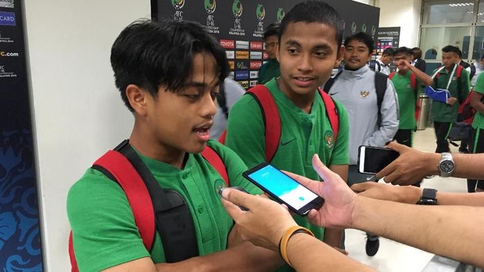 Andre Oktaviansyah (kiri), gelandang timnas U-16. (Foto: Lucas Aditya) Andre Oktaviansyah (kiri), gelandang timnas U-16. (Foto: Lucas Aditya)