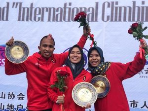 Panjat Tebing Bawa Pulang 1 Emas dan 2 Perak dari China