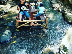 Pingin Bersantap di Tengah Aliran Sungai, Datang Saja ke Banyu Biru