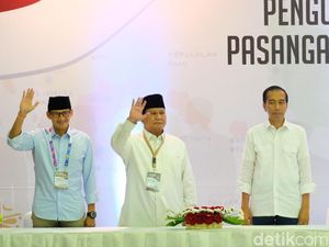 Survei Median: Prabowo Ungguli Jokowi di Media Sosial Survei Median: Prabowo Ungguli Jokowi di Media Sosial