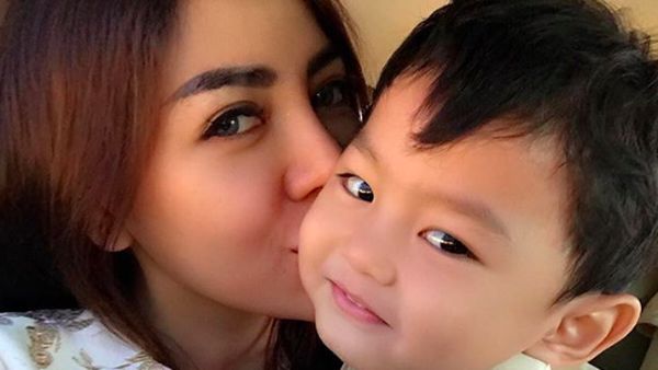 So Sweet! Kebersamaan Bella Shofie dengan Anak-anak
