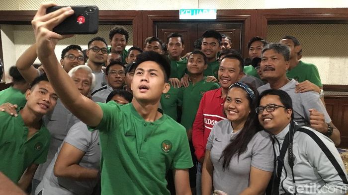 Kunjungi Timnas U-16, Menpora Dapat Permintaan-Permintaan Ini