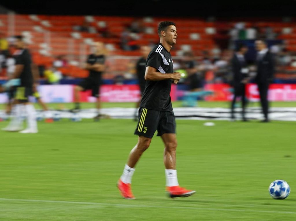Sudah Lupakan Kartu Merahnya, Ronaldo Akan Tancap Gas Lagi Sudah Lupakan Kartu Merahnya, Ronaldo Akan Tancap Gas Lagi