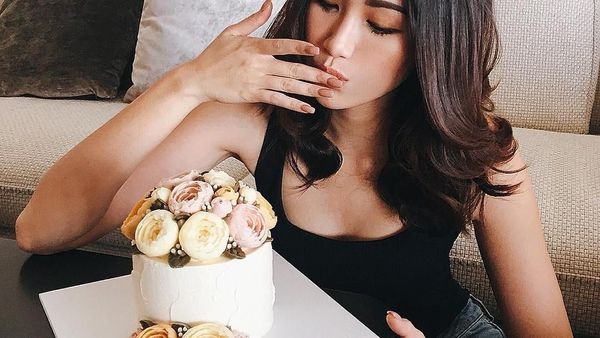 Intip Momen Kulineran Ploypayap, Sosialita Bangkok yang Tajir Melintir