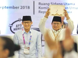 Sandi Klaim Bersaing Ketat dengan Jokowi-Amin di Survei Internal