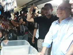 Pedagang di Solo ke Sandi dan Zulkifli: Tolak Impor Beras