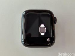 Giliran Unboxing Apple Watch 4