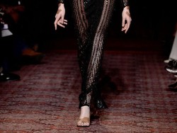 Berkulit Belang, Model Winne Harlow Cetak Sejarah Lagi