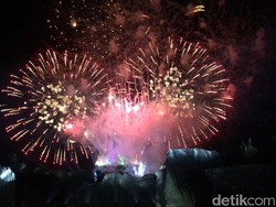 Tips Cara Foto Kembang Api Tahun Baru, Pakai Ponsel Pun Bisa