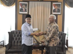 Ke Pabrik Terbesar se-ASEAN, Zukifli Dukung Industri Nasional