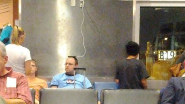 Potret Nyeleneh Life Hack yang Bikin Ngakak