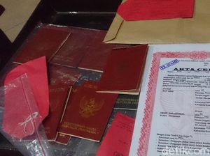 Buku Nikah Palsu di Pasar Pramuka Pojok Dibanderol Rp 2,5 Juta