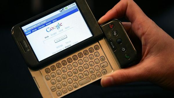 Ponsel-ponsel Jadul Saat Android Baru Lahir