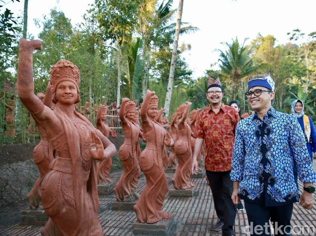 Taman Gandrung Terakota, Wisata Anyar di Kaki Gunung Ijen Taman Gandrung Terakota, Wisata Anyar di Kaki Gunung Ijen
