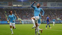 Pada menit ke-35, City berhasil membuat gol kembali. Setelah membuat assist pada gol pertama, Bernardo kembali memperlihatkan kualitasnya dan menggandakan keunggulan tim menjadi 2-0. Bola crossing Leroy Sane dari sisi kanan disundul Bernardo dan mengarah ke tiang jauh. REUTERS/Andrews Boyers.