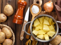 Agar Kentang Tak Berubah Warna Setelah Dikupas, Lakukan 3 Hal Ini