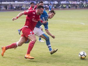 Persib Dijatuhi Banyak Sanksi, Kondisi Tim Terganggu