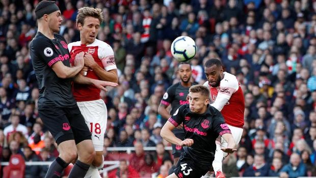 Alexandre Lacazette baru mencetak dua gol di Liga Inggris musim ini.
