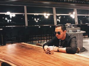Bintangi Hit & Run, Chandra Liow Berguru Komedi dari Joe Taslim Bintangi Hit & Run, Chandra Liow Berguru Komedi dari Joe Taslim