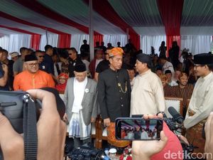 Revolusi Mental Jokowi Vs 8 Karakter Utama Prabowo Revolusi Mental Jokowi Vs 8 Karakter Utama Prabowo