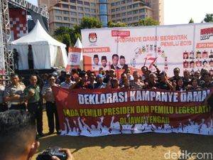 Jaga Suasana, Kandidat Pemilu Diminta Selfie Dengan Lawannya