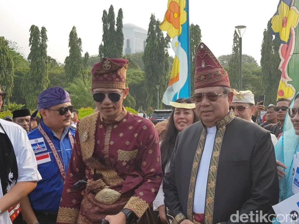 SBY WO saat Kampanye Damai, AHY Minta KPU Tegas SBY WO saat Kampanye Damai, AHY Minta KPU Tegas