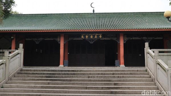 Foto: Masjid Sahabat Rasulullah di China