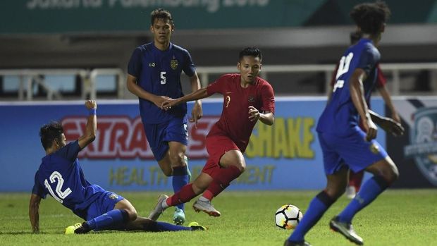 Timnas Indonesia harus puas bermain imbang lawan Thailand di laga perdana.