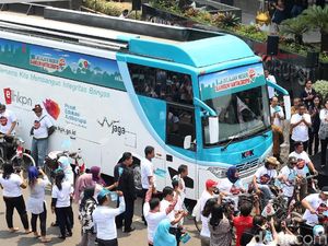 Foto: Bus Jelajah Negeri Bangun Antikorupsi KPK Mulai Bergerak Foto: Bus Jelajah Negeri Bangun Antikorupsi KPK Mulai Bergerak