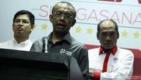 Seperti diketahui, sepakbola Indonesia kembali menelan korban jiwa. Seorang suporter dari Persija Jakarta, Haringga Sirila, meninggal dunia setelah dikeroyok oleh oknum bobotoh, suporter Persib Bandung, yang akan menyaksikan laga di Stadion Gelora Bandung Lautan Api (GBLA), Minggu (23/9/2018).