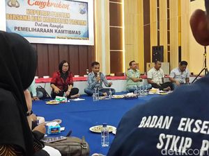 Mahasiswa Diajak Cangkruan untuk Ciptakan Suasana Sejuk Pacitan