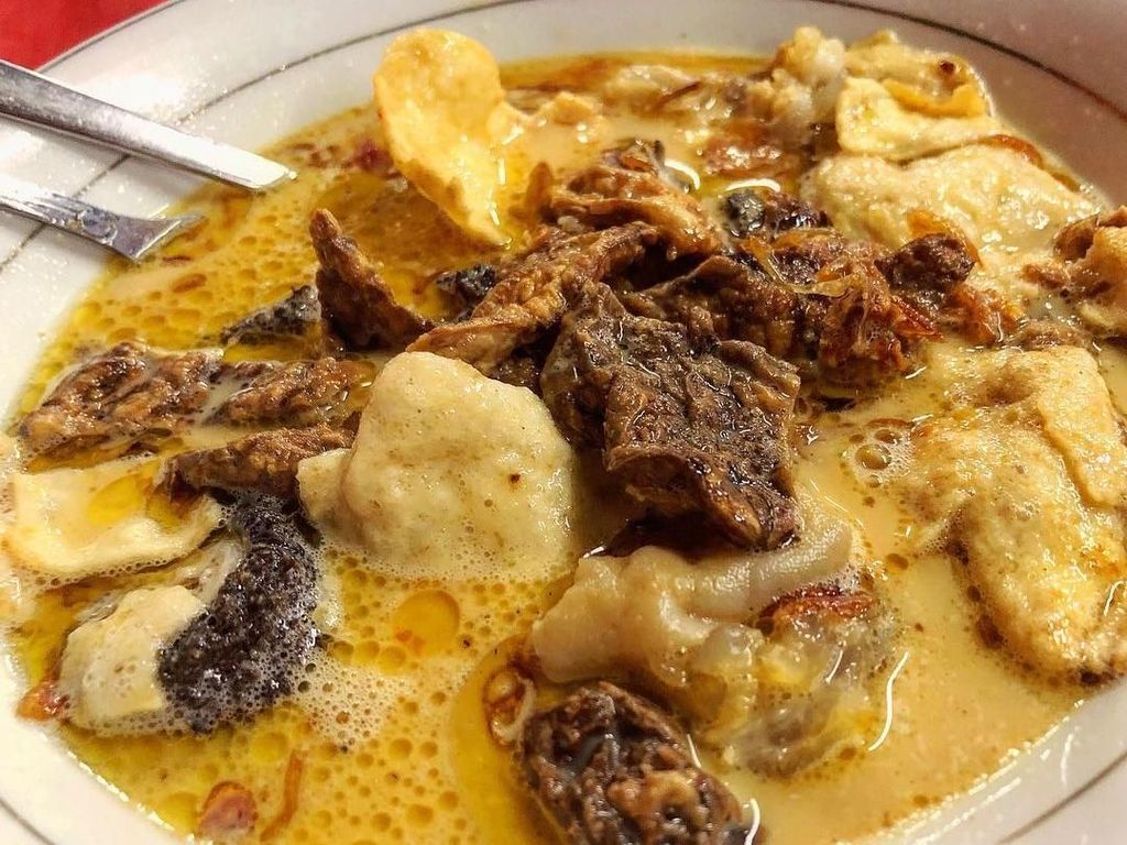 Sekali-sekali Jajan Sop Kaki Kambing yang Gurih Nikmat Sekali-sekali Jajan Sop Kaki Kambing yang Gurih Nikmat