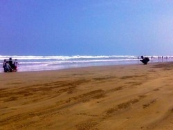Yuk Main ke Pantai Bagedur Banten