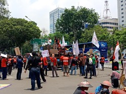 Hari Tani Nasional, Massa Gelar Demo di Dekat Istana