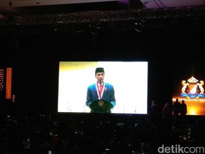 Hadiri Acara HUT Kadin, Jokowi: Kadin Turut Bentuk Ekonomi RI