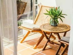 Percantik Teras Rumah dengan Produk Ini Biar Keluarga Makin Betah