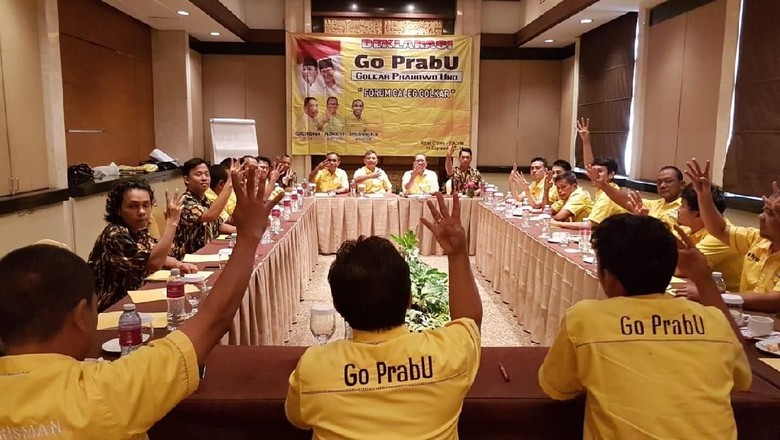 Caleg Golkar Melawan Caleg Golkar Melawan