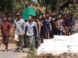 Dikeroyok Puluhan Oknum Bobotoh, Haringga Luka Parah di Kepala