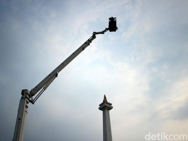 Foto: Cara Baru Melihat Monas dari Ketinggian 84 Meter