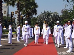 12 Kepala Daerah di Jatim Dilantik, Ini Pesan Gubernur Soekarwo