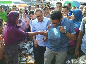 Kepada Sandiaga, Emak-emak di Semarang Ini Bilang: Sukses Ya Say!